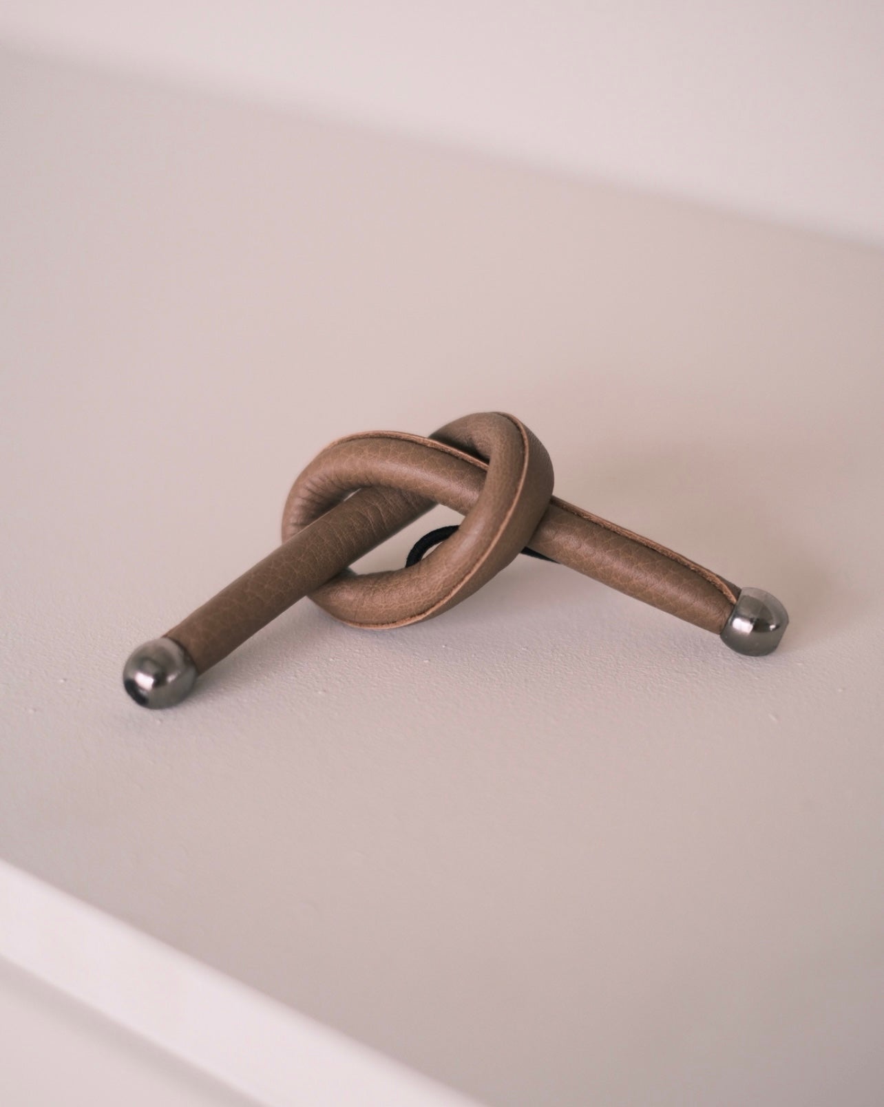 【REEL】Leather ･Suede Hair Tie